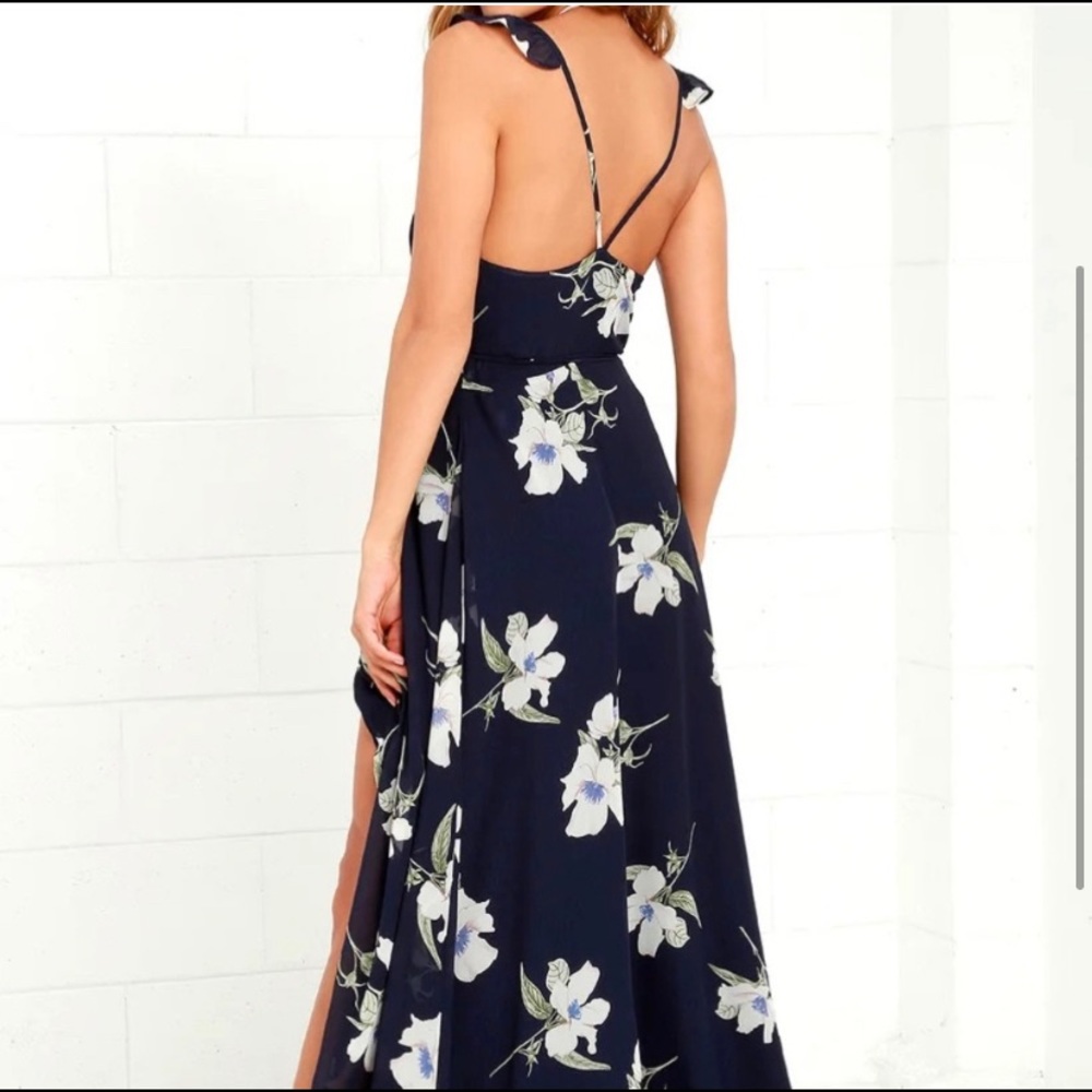 Lulu’s all mine navy blue wrap dress - Picture 2 of 2